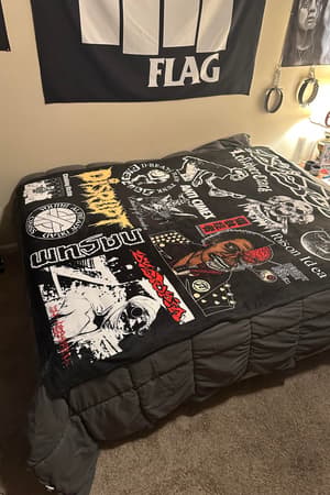 Black Flag, Discharge