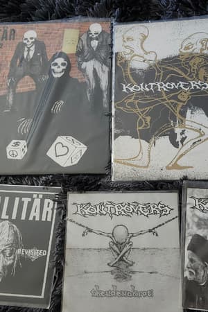 Totalitär, Kontrovers