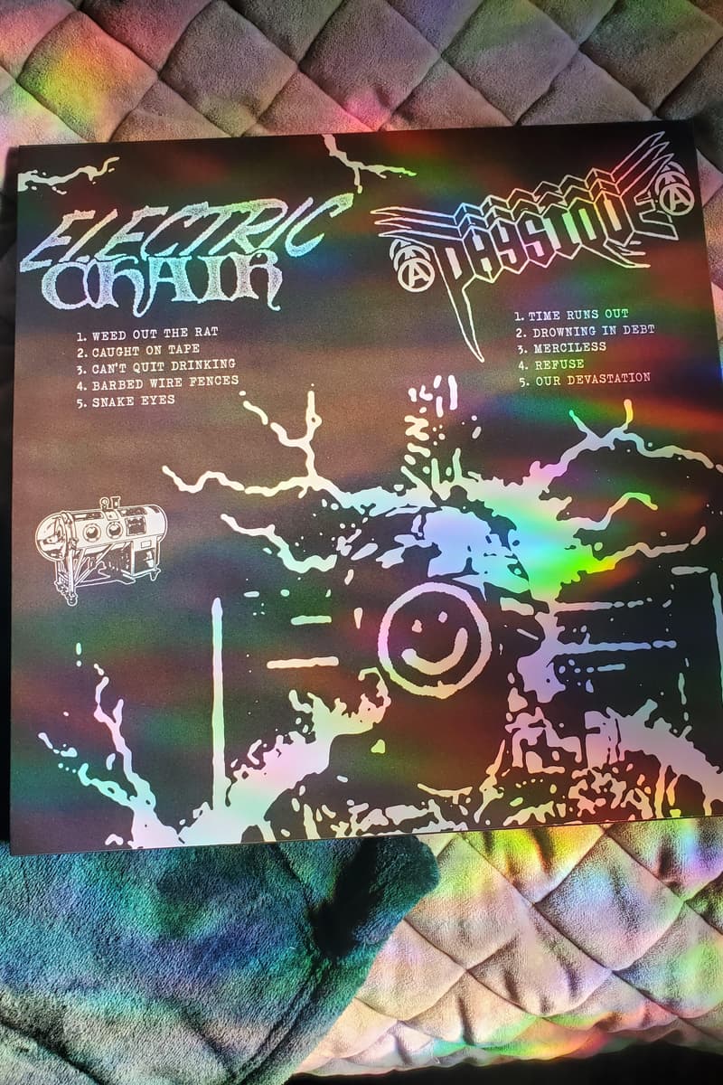 Electric Chair, Agassive