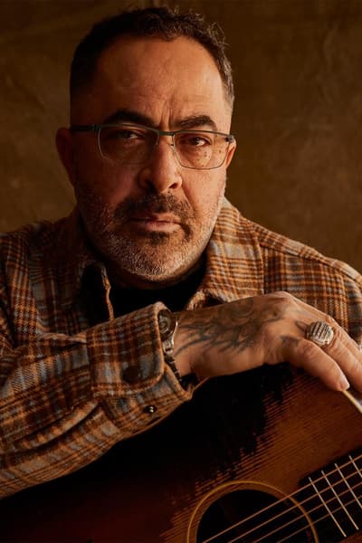 Aaron Lewis