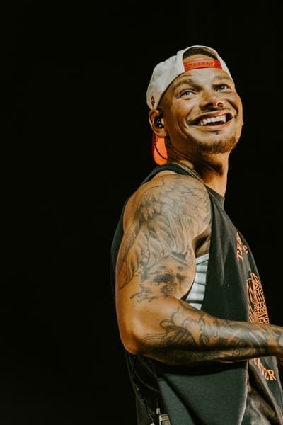 Kane Brown, Mackenzie Carpenter