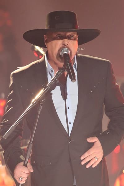 Montgomery Gentry ft. Eddie Montgomery, Walker Montgomery