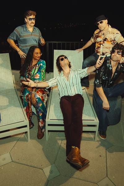 Yacht Rock Revue